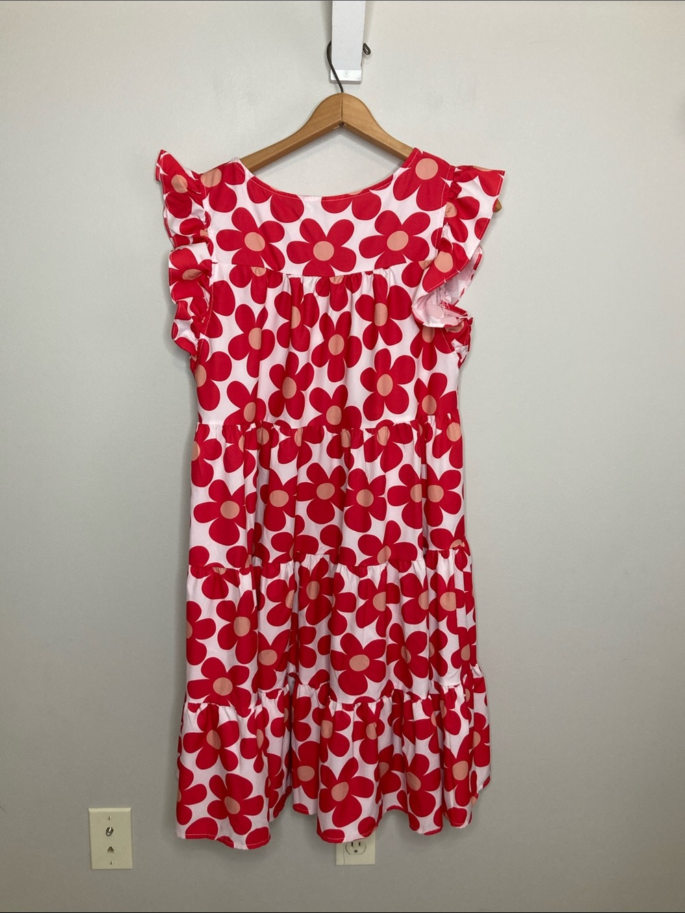 Red and White Flower Sundress with Ruffle Sleeves Size Small Tiered Floral Dress - Picture 6 of 6